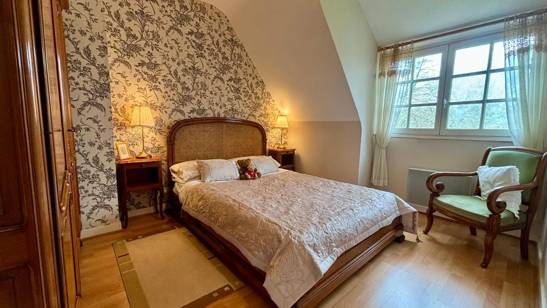 Holiday home Fontaine Blanche River View, Large Patio & Garden In Central Brittany With Starlink Wifi Treffrin France