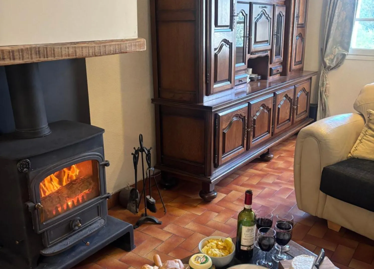 Holiday home Fontaine Blanche River View, Large Patio & Garden In Central Brittany With Starlink Wifi Treffrin